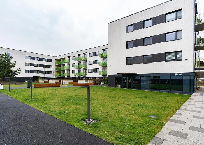 Bronowice Standard By Bookinghost